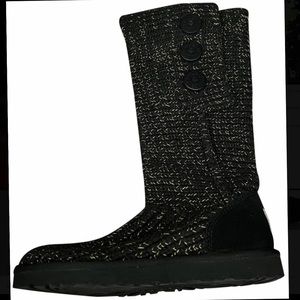 ✨💛🖤💛 UGG® Classic Cardy Button Detailed Knit Boots 🖤💛🖤✨ black / gold